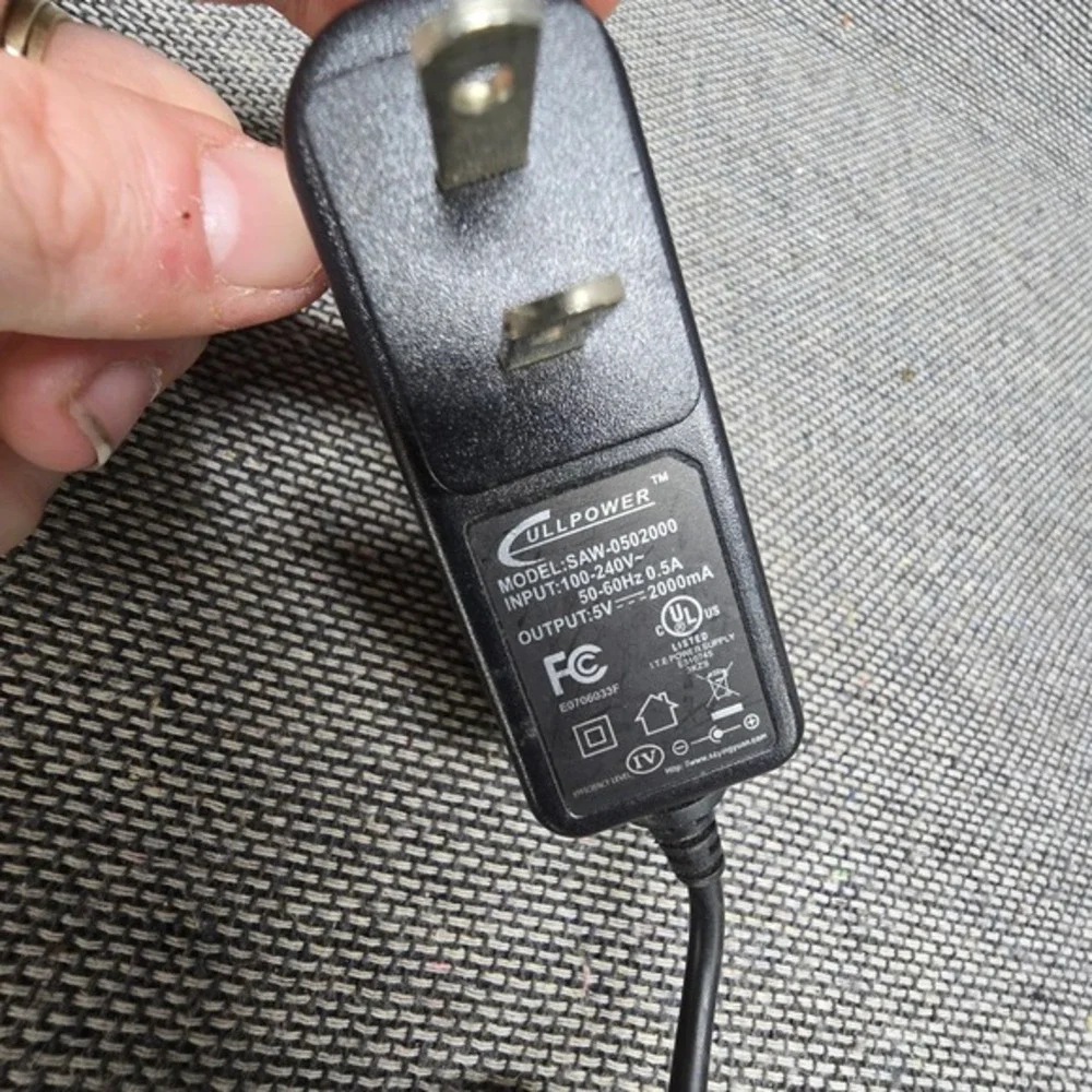 Fullpower AC Adapter SAW-0502000 5V 2A Power‎ Supply Black Excellent Universal